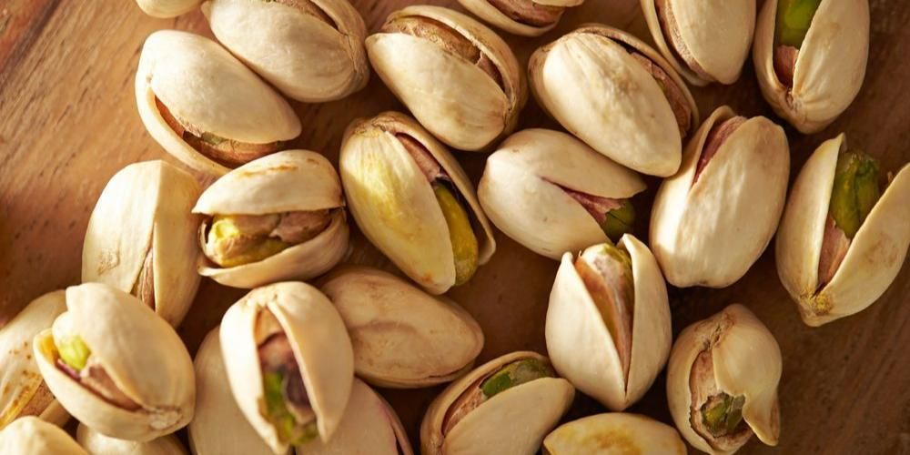Jenis Kacang-Kacangan Terpopuler pistachio