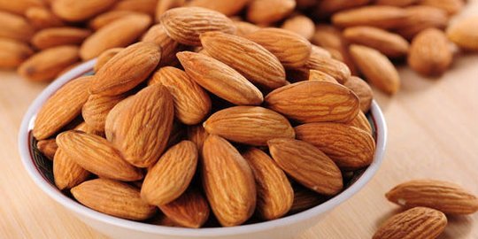 Jenis Kacang-Kacangan Terpopuler almond