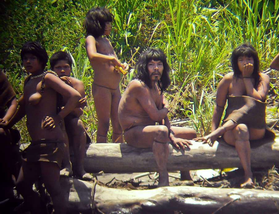 Suku Primitif Paling Berbahaya mascho piro