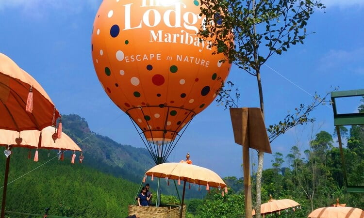 tempat wisata balon udara 5. The Lodge Maribaya