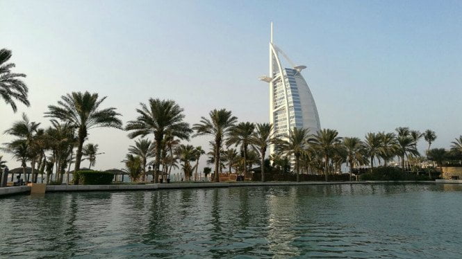 daftar negara bebas pajak Uni Emirat Arab