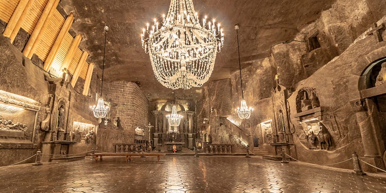 wisata kota bawah tanah Wieliczka Salt Mine (Polandia)