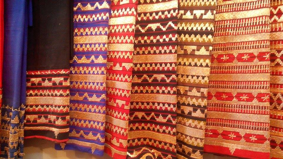 kain khas Indonesia Kain Tapis