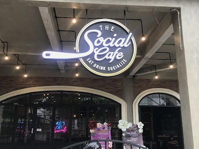 kafe kekinian di madiun Social Cafe