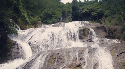 wisata alam khas toraja Sarambu Sikore