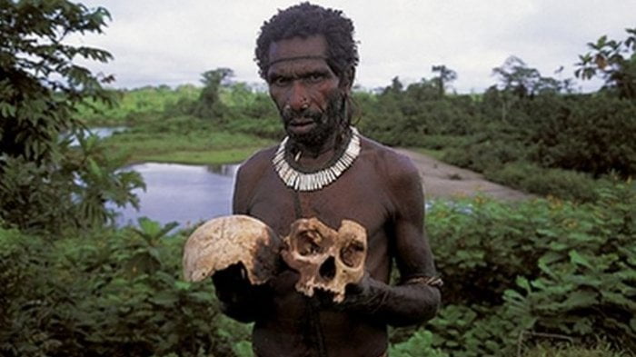 suku kanibal di dunia Suku Fore Papua Nugini