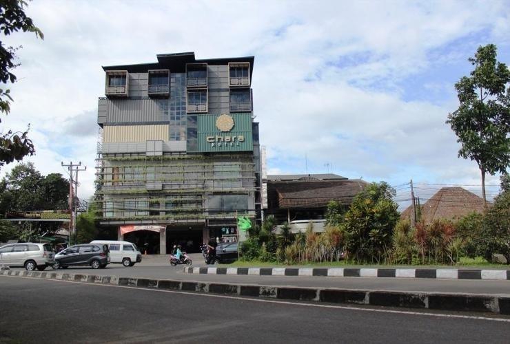 2. Chara Hotel Bandung