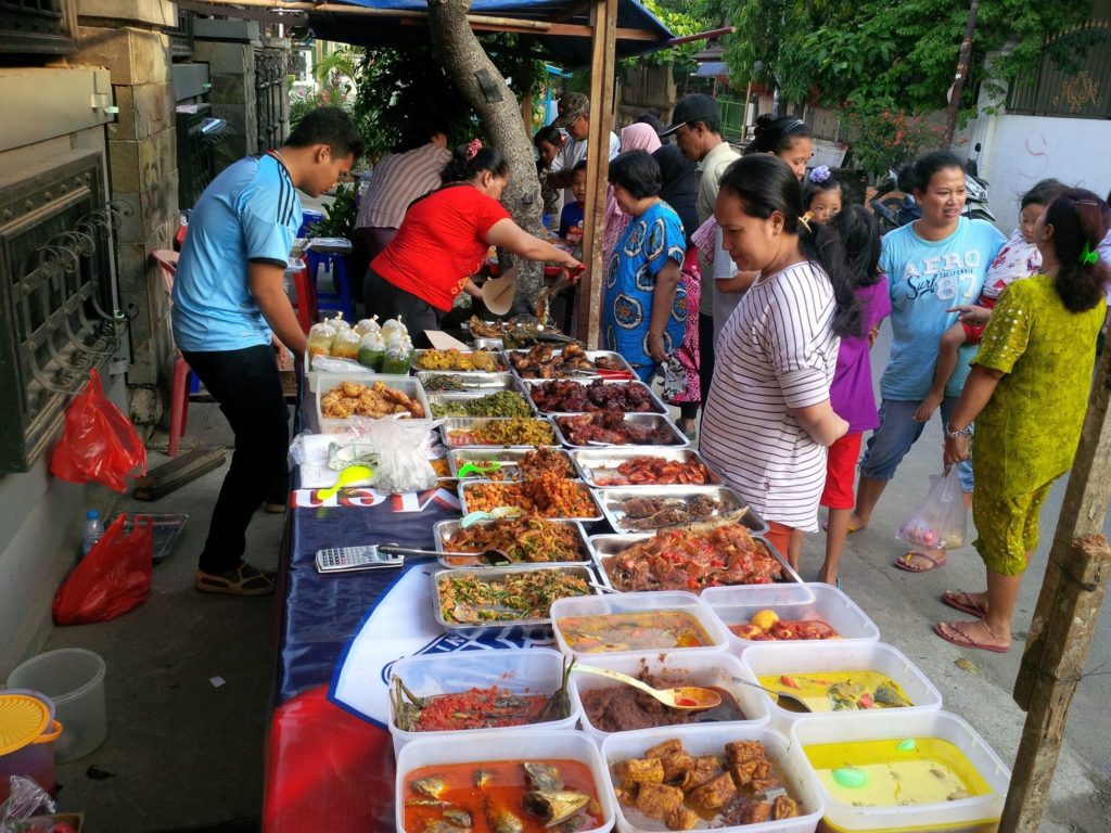 pasar takjil di jakarta  Jalan Soka