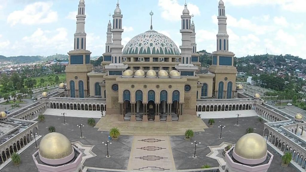 masjid terbesar di asia tenggara. Masjid Islamic Center Samarinda
