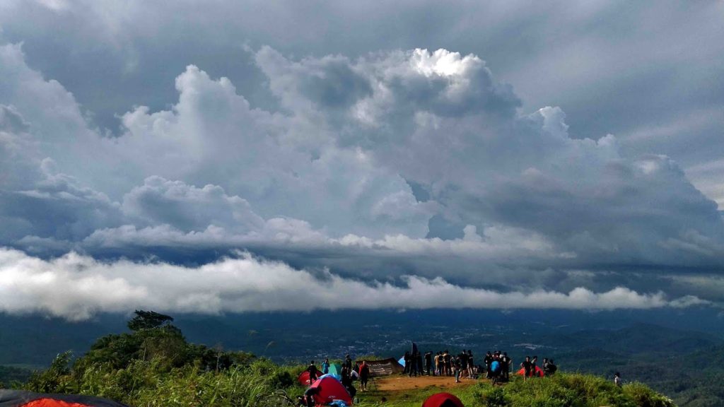 negeri di atas awan Bukit Jamur (Kalimantan Barat)