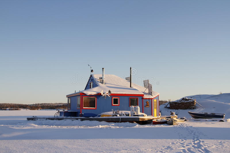 kota terdingin di dunia Yellowknife (Canada)
