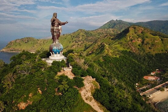 patung yesus tertinggi di dunia Cristo Rei, Timur Leste