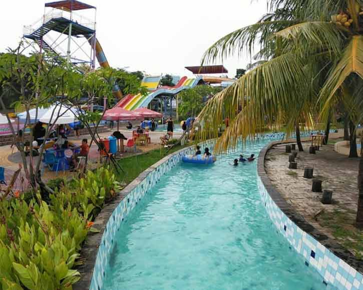 kolam renang palm bay