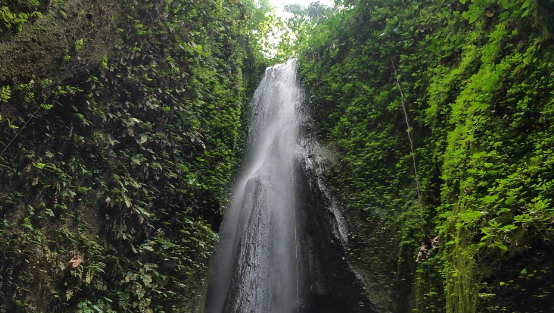 Aan Secret Waterfall