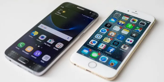 Perbedaan Android dan iPhone