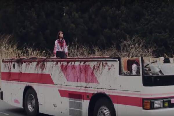 Film Horror Jepang Bus Terbelah