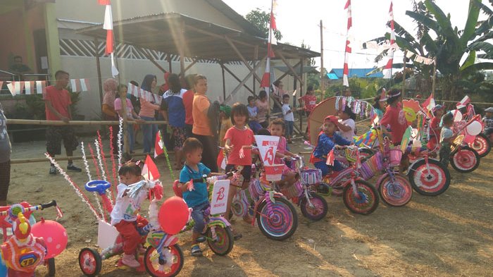 Cara Menghias Sepeda Anak Untuk Lomba 17 Agustus