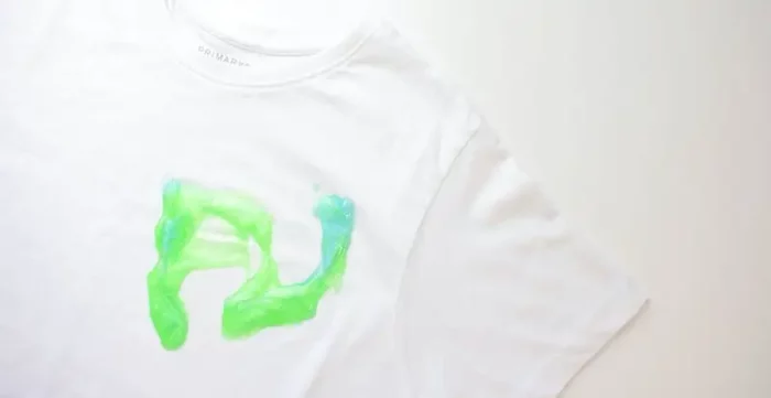 Cara Menghilangkan Slime di Baju Anak