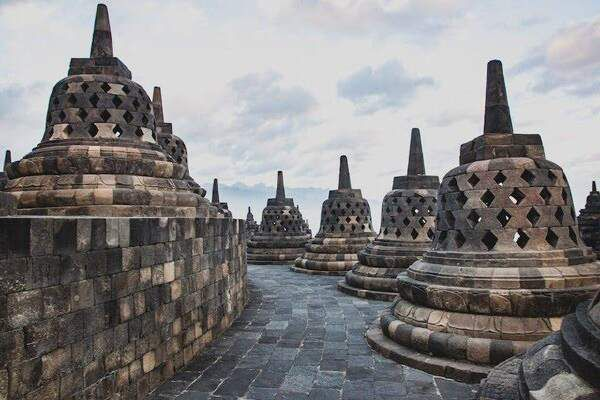 Sejarah Agama Buddha Di Indonesia