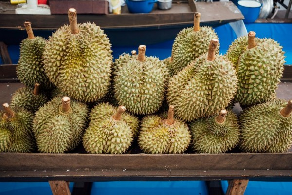 Cara mematangkan durian secara alami