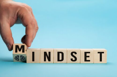 Cara Membangun Mindset Kreatif