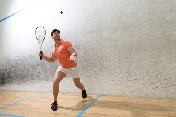 How To Play Racquetball