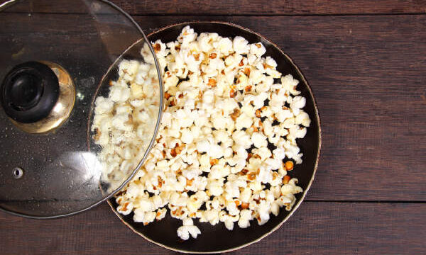 How To Make Popcorn Without A Microwafe
