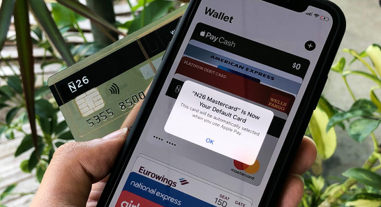 How to Change Default Card in Apple Wallet