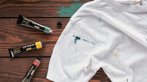 How to Remove Acrylic Paint from Fabric