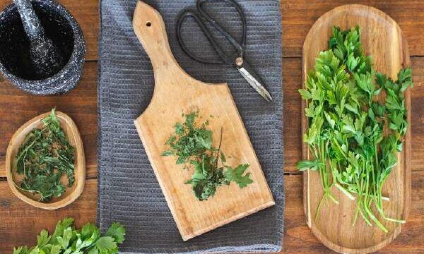 How To Dry Parsley