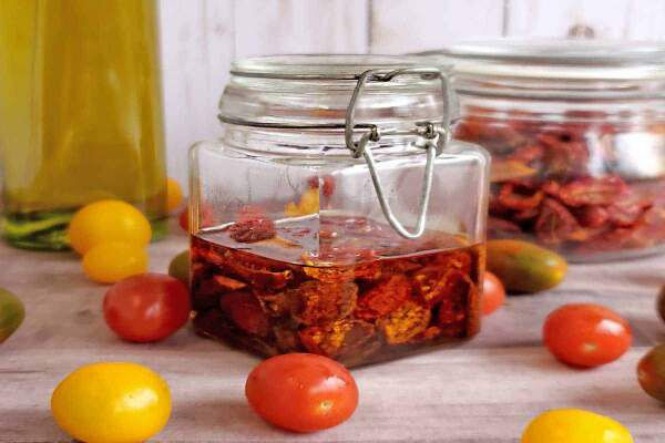 How To Dehydrate Cherry Tomatoes