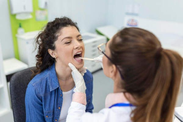 How To Clean Tounge Scraper